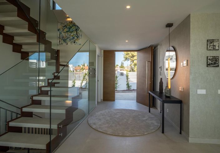 Image No.10-3 Bed Property for sale