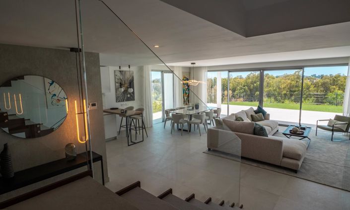 Image No.13-3 Bed Property for sale