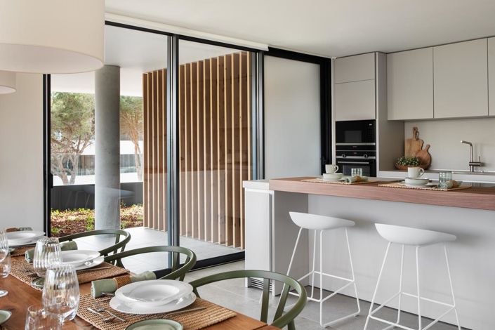 Image No.5-3 Bed Property for sale