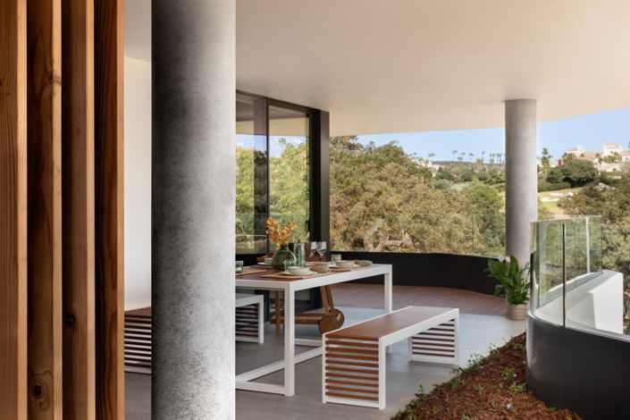 Image No.16-2 Bed Property for sale