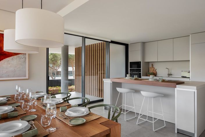 Image No.2-2 Bed Property for sale