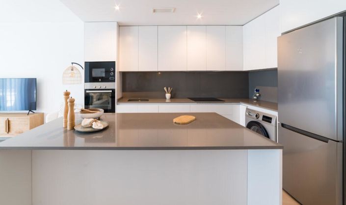 Image No.3-3 Bed Property for sale