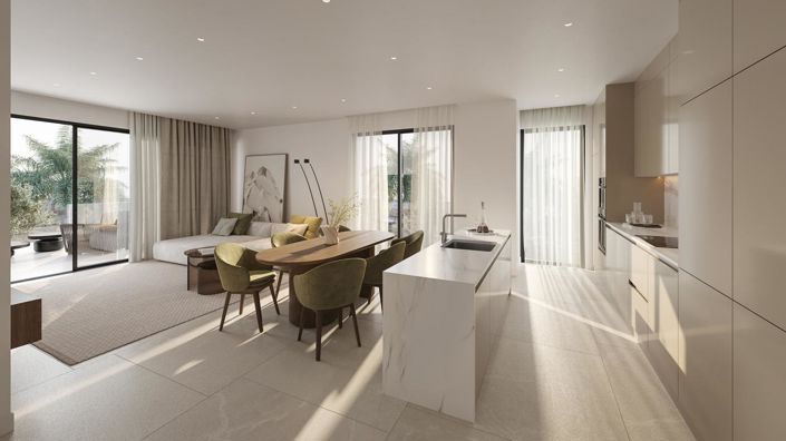 Image No.10-3 Bed Property for sale