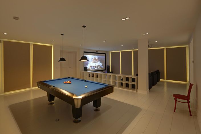 Image No.15-5 Bed Property for sale