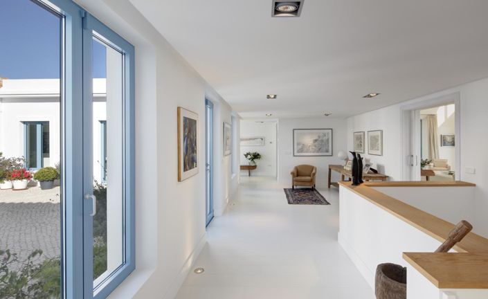 Image No.26-5 Bed Property for sale