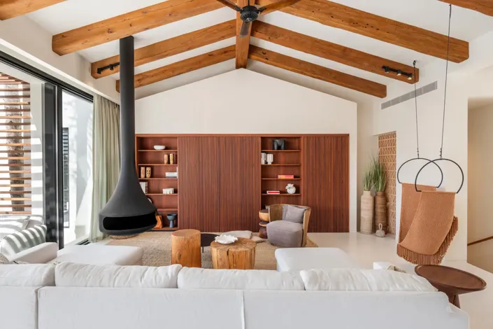 Image No.23-5 Bed Property for sale