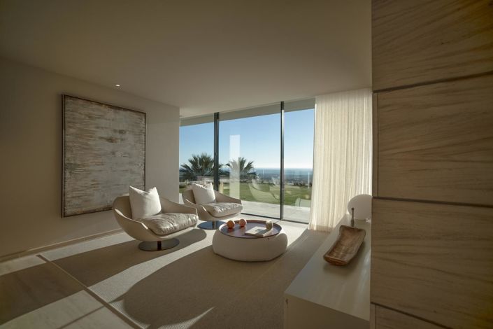 Image No.49-6 Bed Property for sale