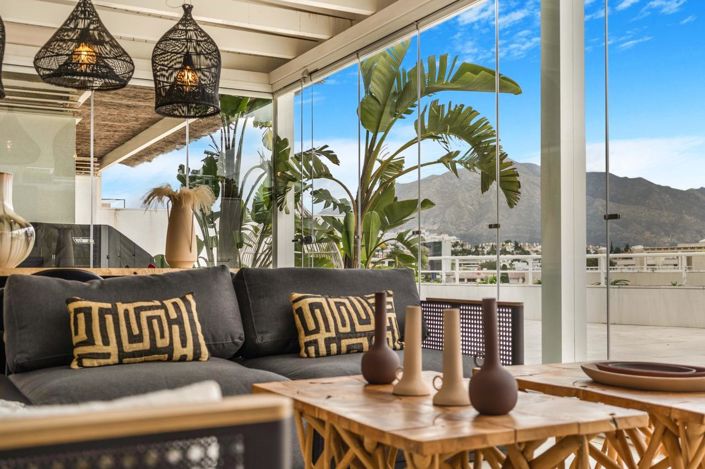 Image No.30-4 Bed Property for sale