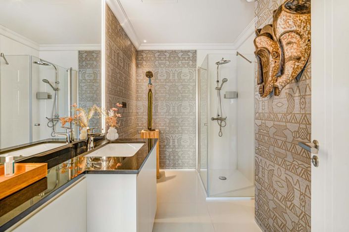 Image No.42-4 Bed Property for sale