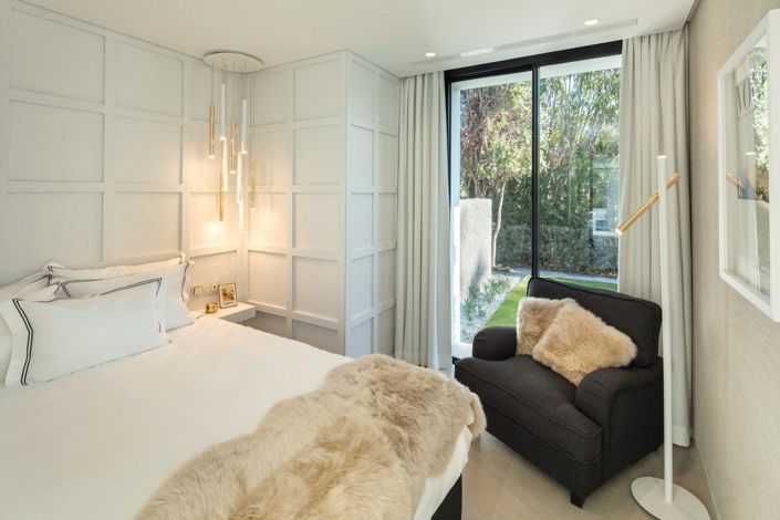 Image No.31-5 Bed Property for sale