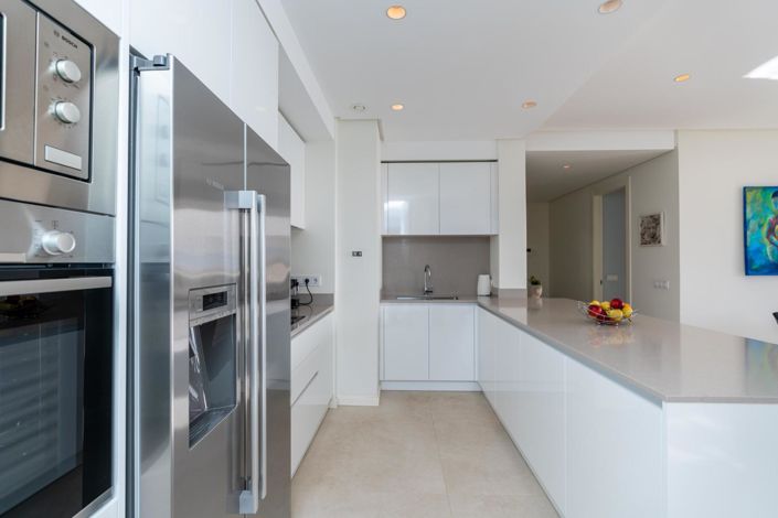 Image No.17-3 Bed Property for sale