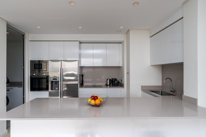 Image No.19-3 Bed Property for sale