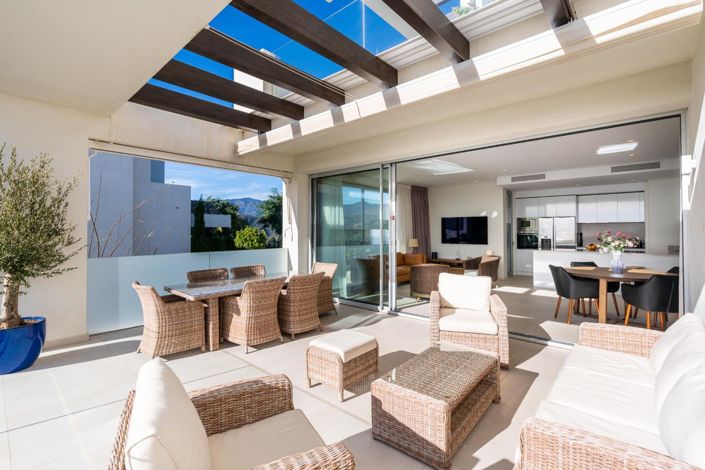 Image No.3-3 Bed Property for sale