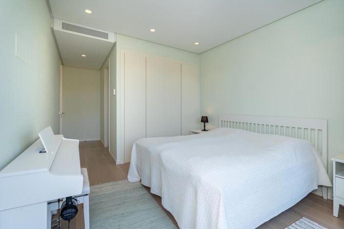 Image No.30-3 Bed Property for sale