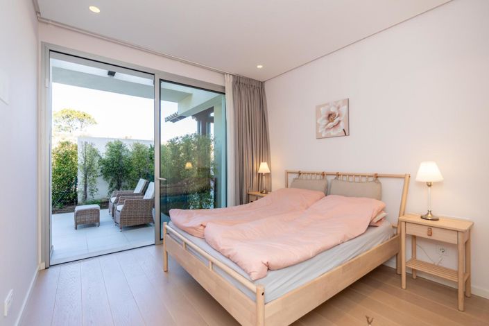 Image No.33-3 Bed Property for sale