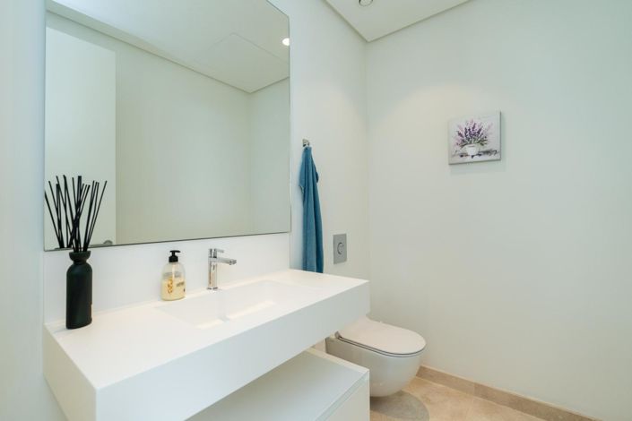 Image No.36-3 Bed Property for sale