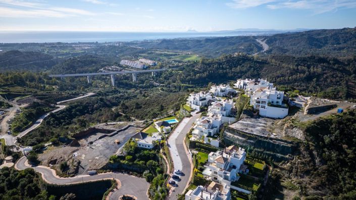 Image No.50-3 Bed Property for sale