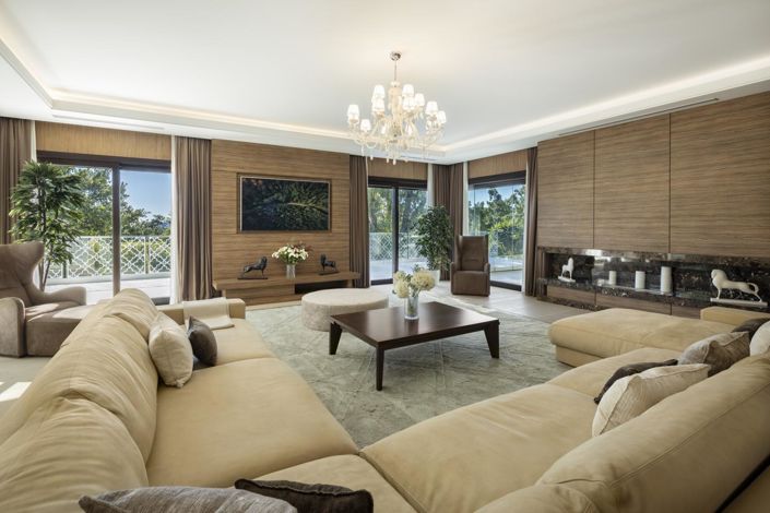 Image No.16-5 Bed Property for sale