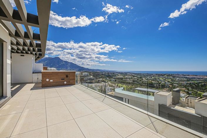 Image No.4-3 Bed Property for sale