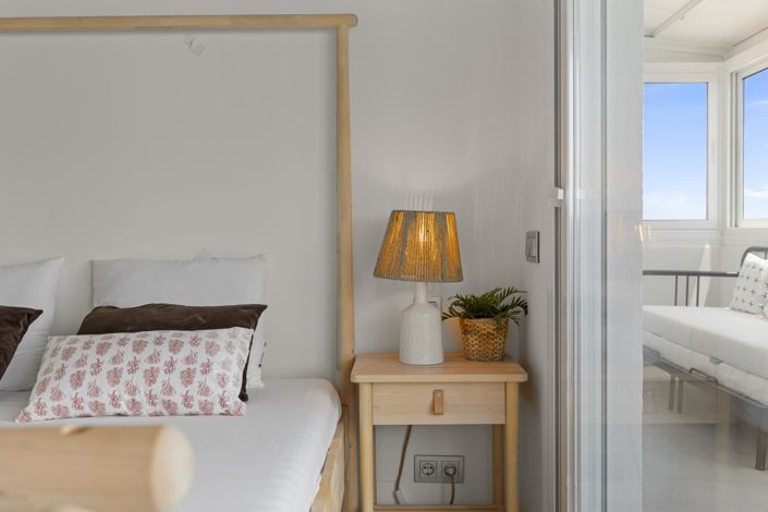 Image No.24-3 Bed Property for sale