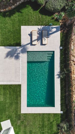 Image No.25-5 Bed Property for sale