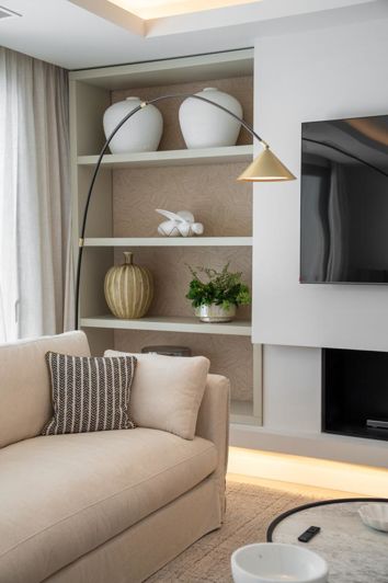 Image No.36-5 Bed Property for sale