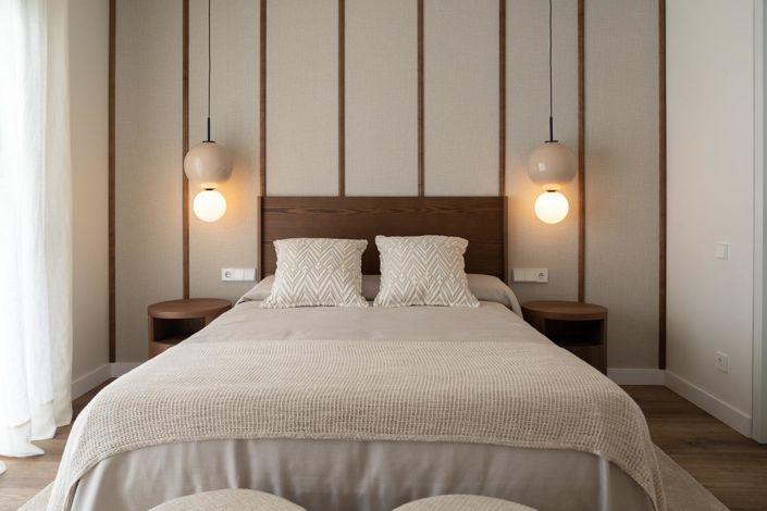 Image No.48-5 Bed Property for sale