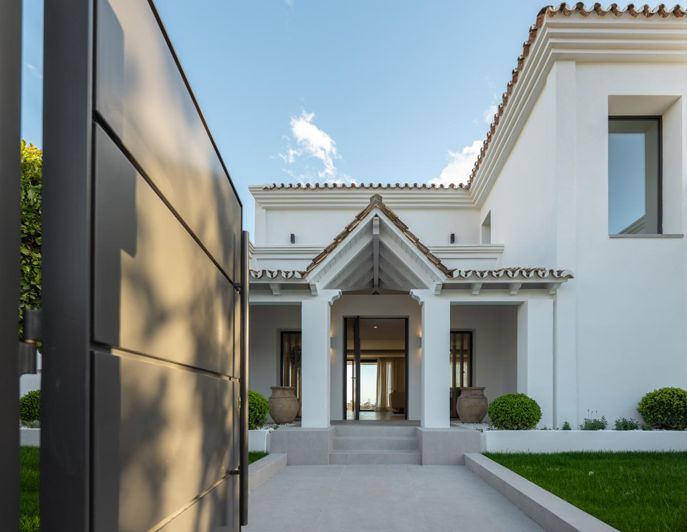 Image No.7-5 Bed Property for sale