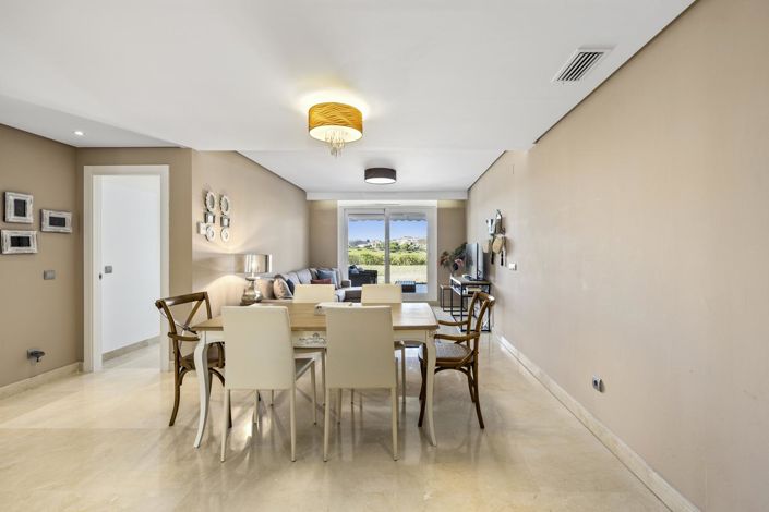 Image No.21-3 Bed Property for sale