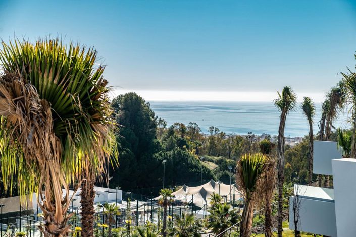 Image No.12-3 Bed Property for sale