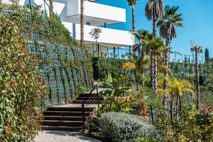 Image No.4-2 Bed Property for sale