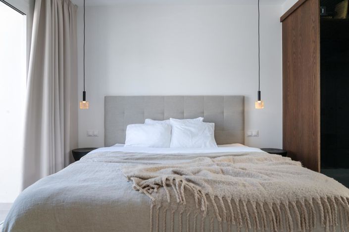 Image No.21-3 Bed Property for sale