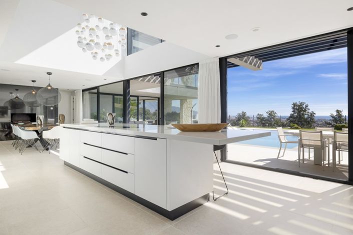 Image No.43-5 Bed Property for sale