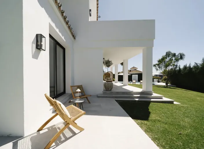 Image No.5-5 Bed Property for sale