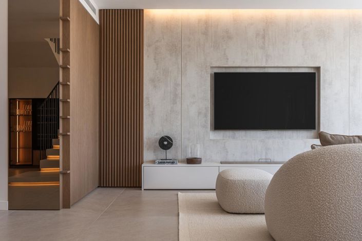 Image No.29-3 Bed Property for sale