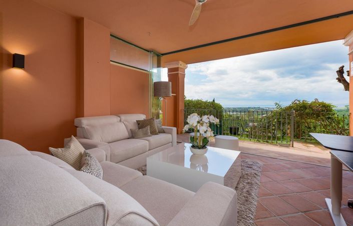 Image No.14-2 Bed Property for sale