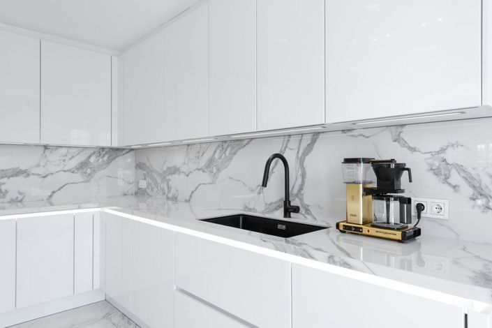 Image No.22-3 Bed Property for sale