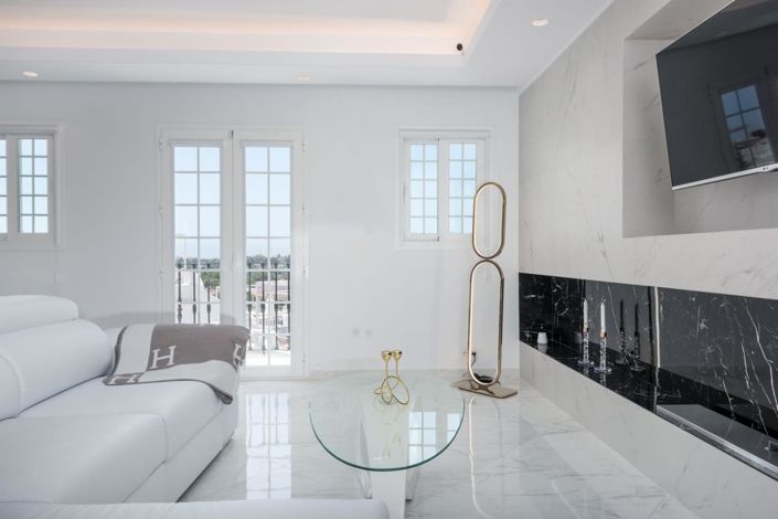 Image No.29-3 Bed Property for sale