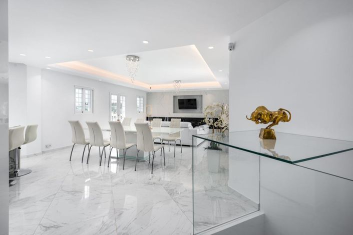 Image No.40-3 Bed Property for sale