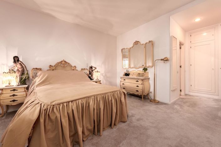 Image No.11-3 Bed Property for sale