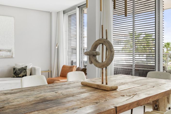 Image No.37-3 Bed Property for sale