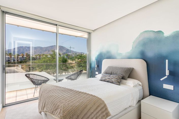 Image No.19-4 Bed Property for sale