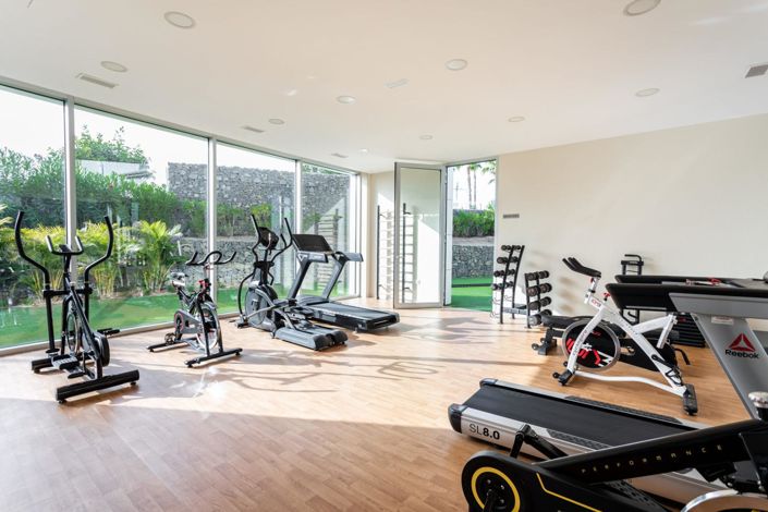 Image No.25-4 Bed Property for sale