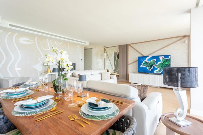 Image No.6-4 Bed Property for sale