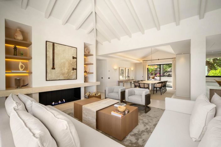 Image No.33-4 Bed Property for sale