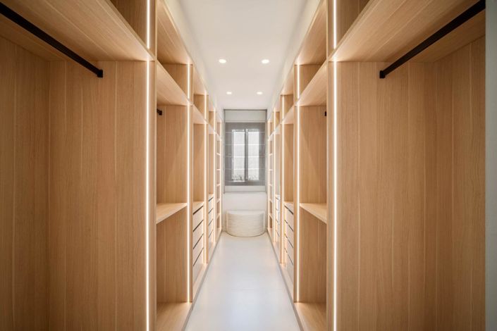 Image No.49-4 Bed Property for sale