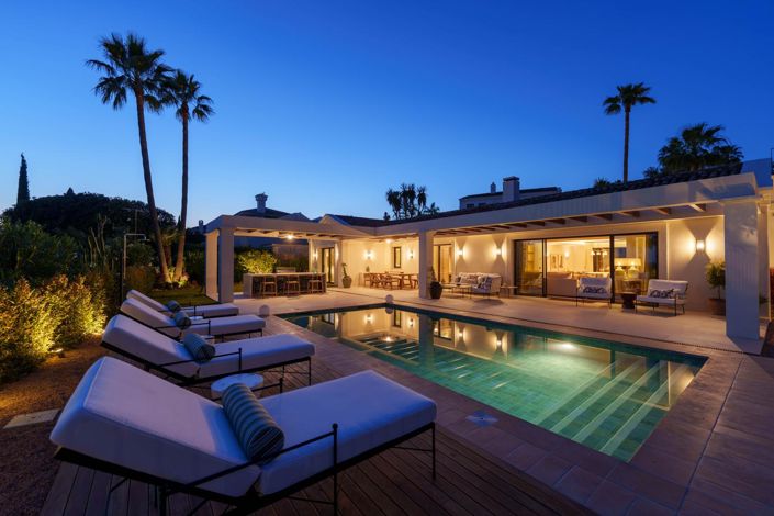 Image No.9-4 Bed Property for sale