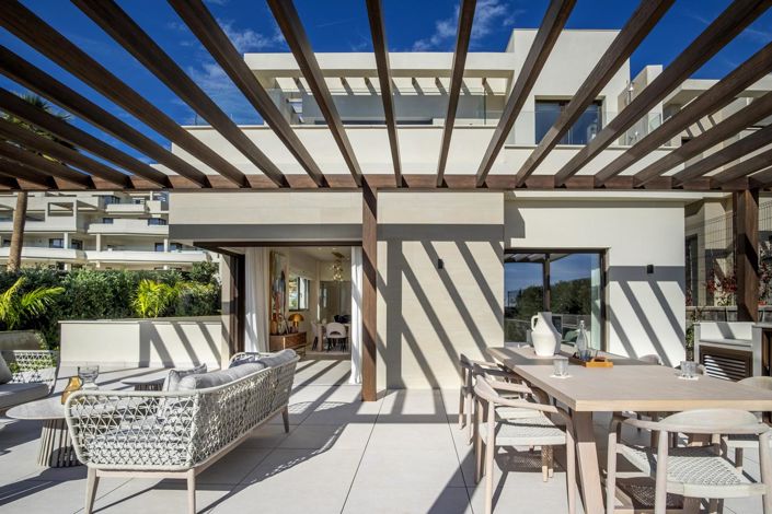 Image No.33-4 Bed Property for sale