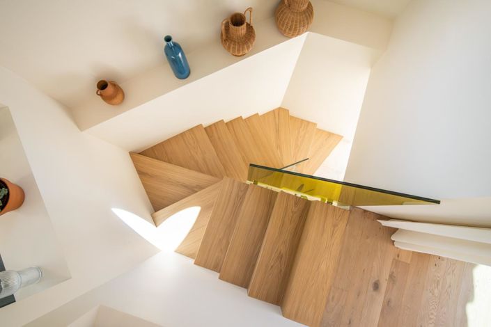 Image No.22-4 Bed Property for sale