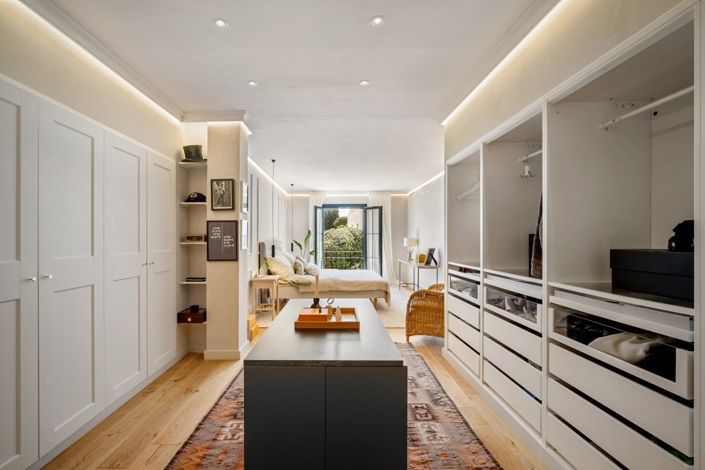 Image No.29-4 Bed Property for sale